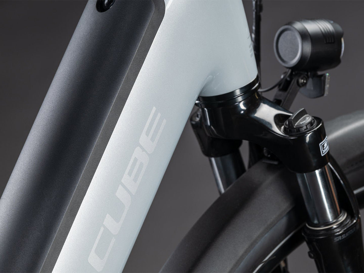 Cube Supreme Hybrid Comfort One 600 Dames